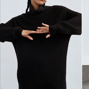 Aritzia XS Black Montpellier Dress